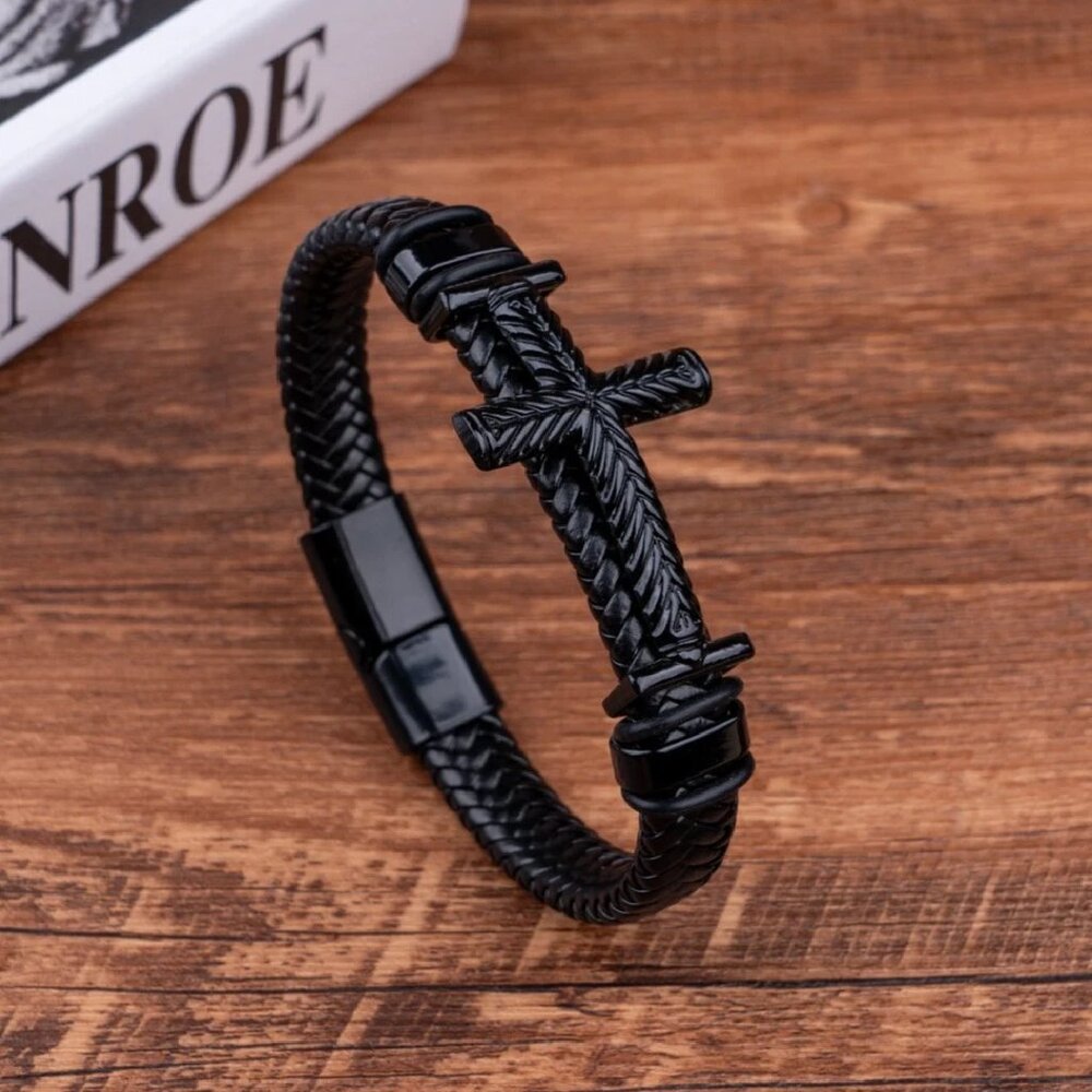Men’s Leather Braided 8 1/2" Cross Bracelet with Clasp  SG-0047